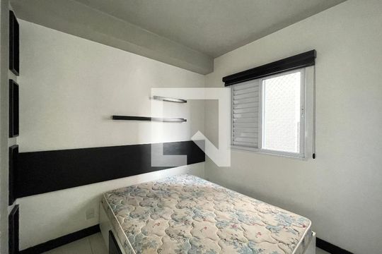 Quarto de apartamento para alugar com 1 quarto, 33m² em Barra Funda, São Paulo