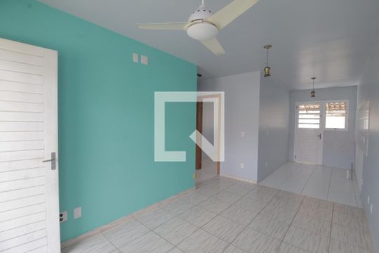 Sala de apartamento à venda com 2 quartos, 52m² em Olaria, Canoas
