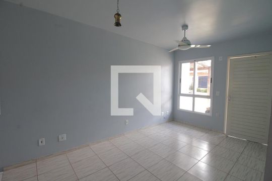 Sala de apartamento à venda com 2 quartos, 52m² em Olaria, Canoas