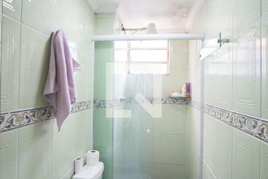Banheiro de apartamento à venda com 2 quartos, 44m² em São Miguel Paulista, São Paulo