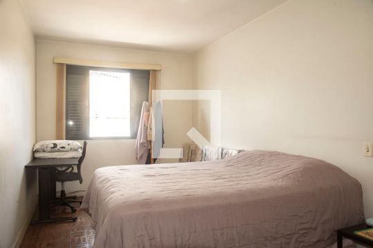 Quarto 1 de casa à venda com 3 quartos, 200m² em Mirandópolis, São Paulo