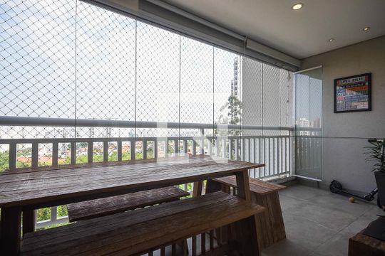 Varanda de apartamento para alugar com 3 quartos, 145m² em Lar São Paulo, São Paulo