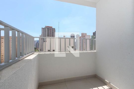 Varanda de kitnet/studio à venda com 1 quarto, 20m² em Jardim das Acácias, São Paulo