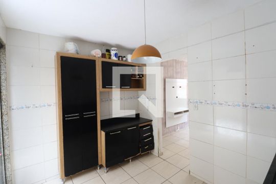 Cozinha de casa para alugar com 2 quartos, 70m² em Nova Cidade, São Gonçalo