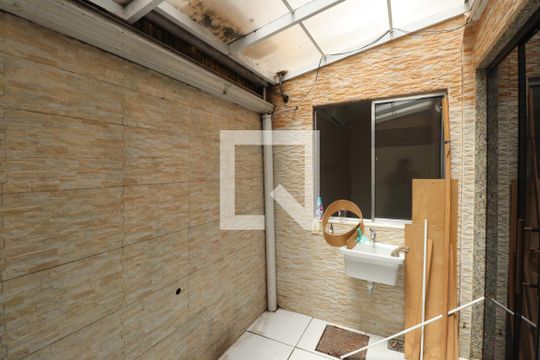 Área de Serviço de casa para alugar com 2 quartos, 70m² em Nova Cidade, São Gonçalo