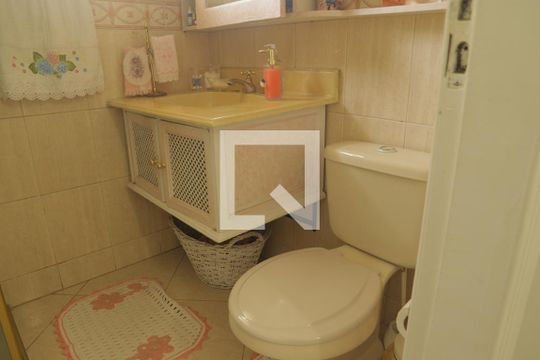 Banheiro de apartamento para alugar com 2 quartos, 56m² em Vila Clementino, São Paulo