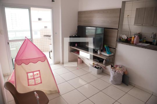 Sala de apartamento para alugar com 2 quartos, 78m² em Aviação, Praia Grande
