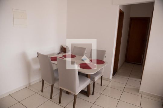 Sala de apartamento para alugar com 2 quartos, 78m² em Aviação, Praia Grande