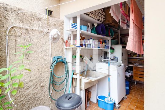 Lavanderia de casa à venda com 3 quartos, 185m² em Vila Clementino, São Paulo
