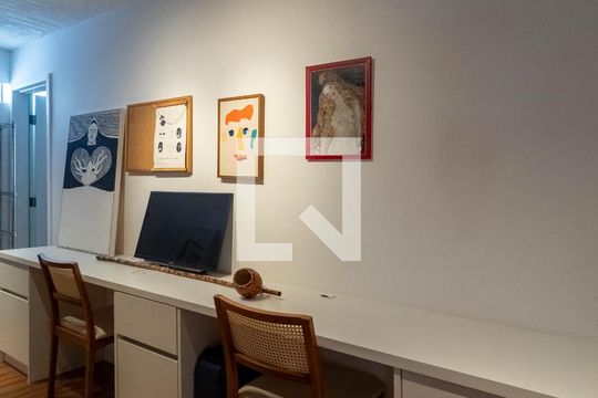 Escritorio  de apartamento para alugar com 2 quartos, 124m² em Cerqueira César, São Paulo