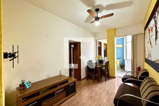 Apartamento para alugar com 2 quartos, 67m² em Cidade Nova, Rio de Janeiro