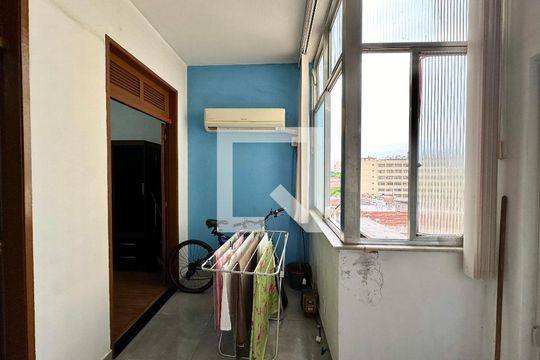 Sala de apartamento para alugar com 2 quartos, 67m² em Cidade Nova, Rio de Janeiro