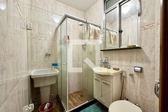 Banheiro e Área de Serviço de apartamento à venda com 2 quartos, 67m² em Cidade Nova, Rio de Janeiro