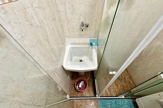 Banheiro e Área de Serviço de apartamento à venda com 2 quartos, 67m² em Cidade Nova, Rio de Janeiro