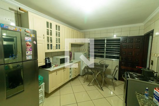 Cozinha de casa à venda com 4 quartos, 210m² em Jardim Santa Maria, São Paulo