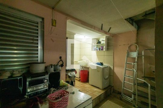 Área de Serviço de casa à venda com 4 quartos, 210m² em Jardim Santa Maria, São Paulo