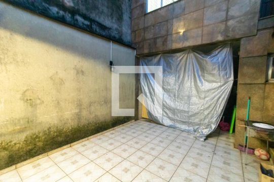 Área Externa de casa à venda com 4 quartos, 210m² em Jardim Santa Maria, São Paulo
