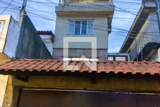 Fachada de casa à venda com 4 quartos, 210m² em Jardim Santa Maria, São Paulo