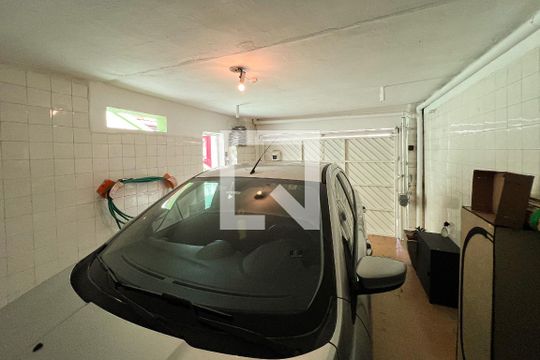 Garagem  de casa à venda com 2 quartos, 160m² em Planalto Paulista, São Paulo