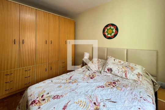 Quarto 2 de casa à venda com 2 quartos, 160m² em Planalto Paulista, São Paulo