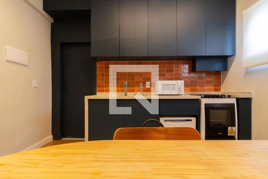 Cozinha de kitnet/studio para alugar com 1 quarto, 48m² em Jardim Paulista, São Paulo