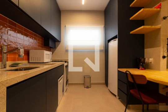 Cozinha de kitnet/studio para alugar com 1 quarto, 48m² em Jardim Paulista, São Paulo
