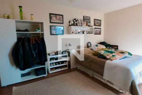 Suite de apartamento à venda com 2 quartos, 135m² em Vila Nova Conceição, São Paulo