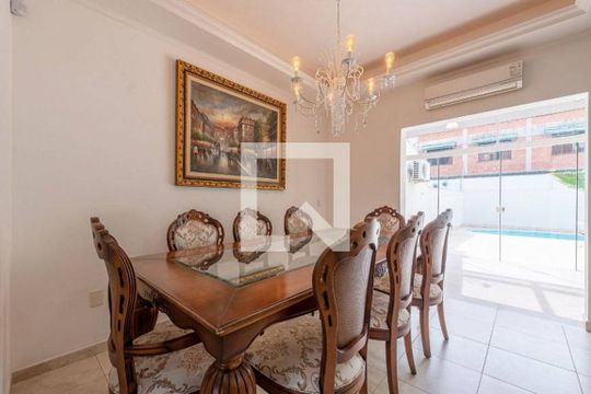 Espaço Gourmet de casa à venda com 3 quartos, 390m² em Jardim Itu Sabará, Porto Alegre