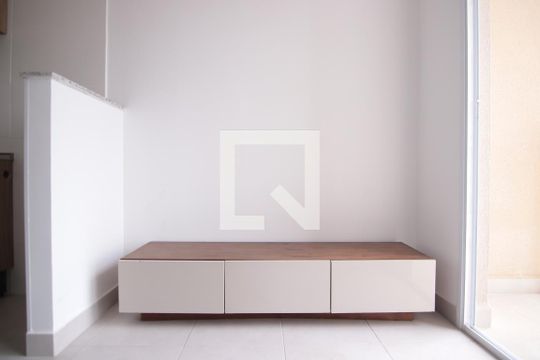 Sala de apartamento para alugar com 1 quarto, 29m² em Vila Ré, São Paulo