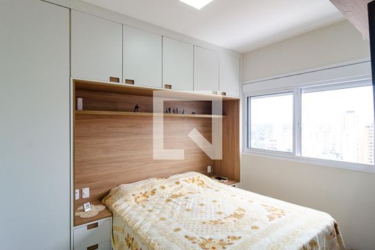 Suíte de apartamento para alugar com 2 quartos, 81m² em Vila Parque Jabaquara, São Paulo