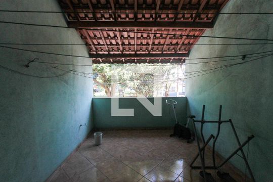 Área de Serviço de casa à venda com 4 quartos, 90m² em Conjunto Habitacional Marechal Mascarenhas de Morais, São Paulo