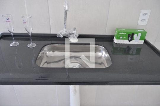 Cozinha de apartamento à venda com 2 quartos, 45m² em Engenho de Dentro, Rio de Janeiro