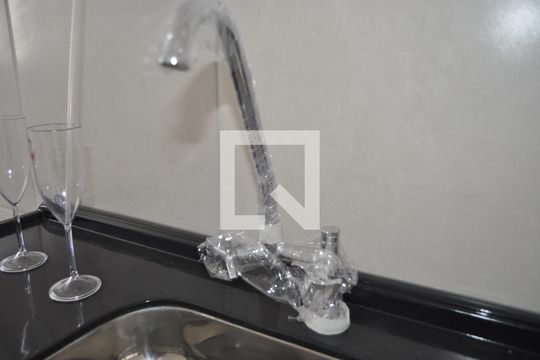 Cozinha de apartamento à venda com 2 quartos, 45m² em Engenho de Dentro, Rio de Janeiro