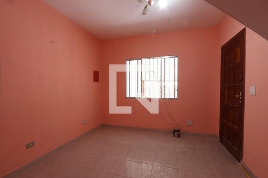 Sala de casa à venda com 5 quartos, 250m² em Jardim Nossa Senhora Aparecida, São Paulo