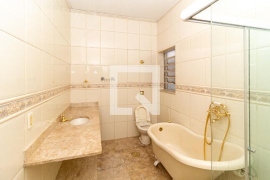 Banheiro 1 de casa à venda com 3 quartos, 80m² em Parque São Jorge, São Paulo
