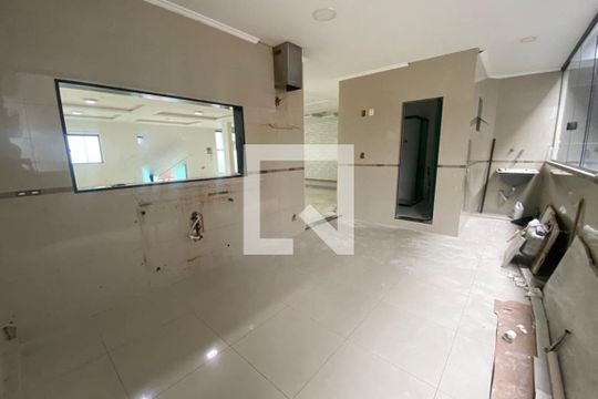 Cozinha de casa para alugar com 4 quartos, 382m² em Vila Leopoldina, Duque de Caxias