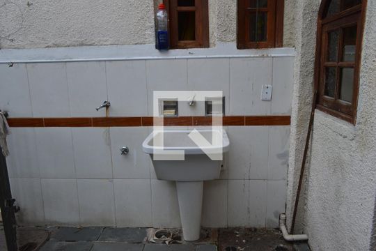 Área de serviço externa de casa à venda com 4 quartos, 350m² em Anil, Rio de Janeiro