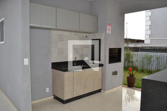 Área comum - Churrasqueira de apartamento para alugar com 2 quartos, 49m² em Jardim Casa Branca, Suzano