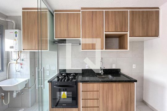 Cozinha de apartamento à venda com 1 quarto, 29m² em Várzea da Barra Funda, São Paulo