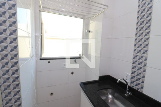 Cozinha e Área de Serviço de apartamento para alugar com 2 quartos, 60m² em Vila Carrão, São Paulo