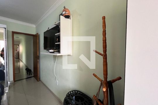 Suite 1 de casa para alugar com 3 quartos, 152m² em Jardim Triana, São Paulo