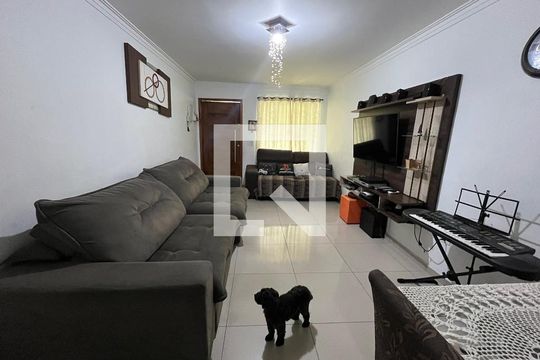 Sala de casa para alugar com 3 quartos, 152m² em Jardim Triana, São Paulo
