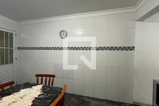 Cozinha de casa para alugar com 3 quartos, 152m² em Jardim Triana, São Paulo