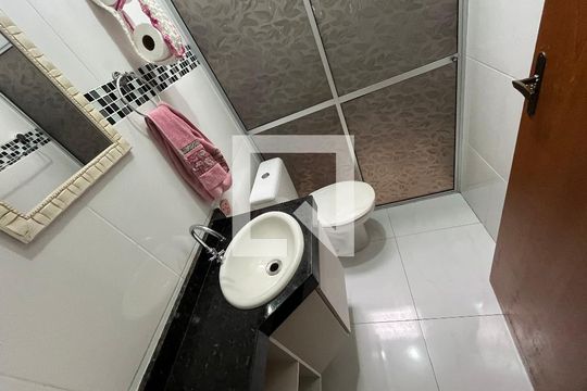 Banheiro 1 de casa para alugar com 3 quartos, 152m² em Jardim Triana, São Paulo