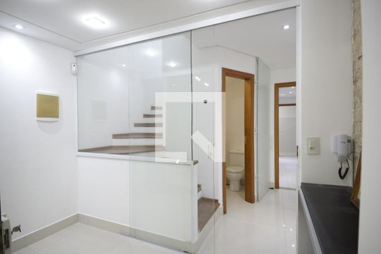 Sala de casa à venda com 3 quartos, 158m² em Vila Monumento, São Paulo