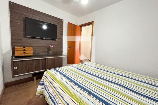 Suite 1 de casa de condomínio à venda com 2 quartos, 68m² em Jardim Jabaquara, São Paulo
