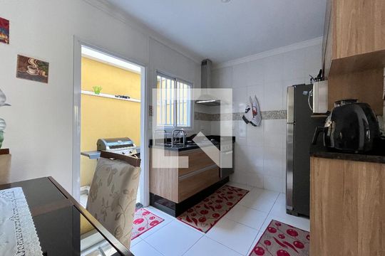 Cozinha de casa de condomínio à venda com 2 quartos, 68m² em Jardim Jabaquara, São Paulo