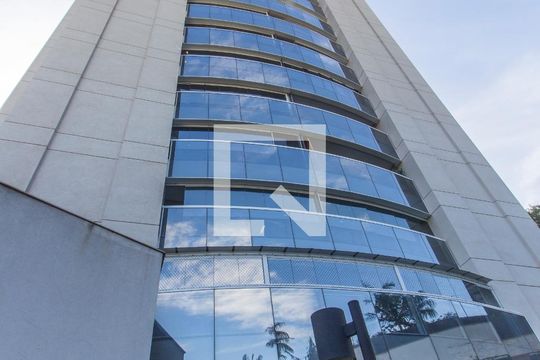 Fachada do bloco de apartamento à venda com 2 quartos, 70m² em Empresarial 18 do Forte, Barueri