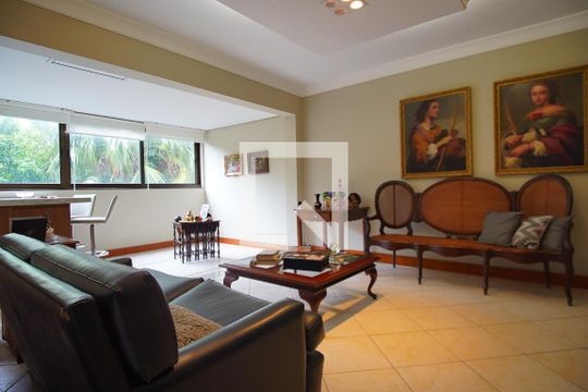 Sala de apartamento para alugar com 3 quartos, 250m² em Bela Vista, Porto Alegre