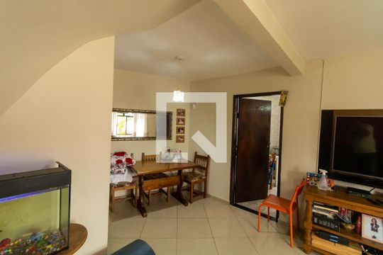Sala de casa à venda com 3 quartos, 112m² em Vila Guilhermina, São Paulo